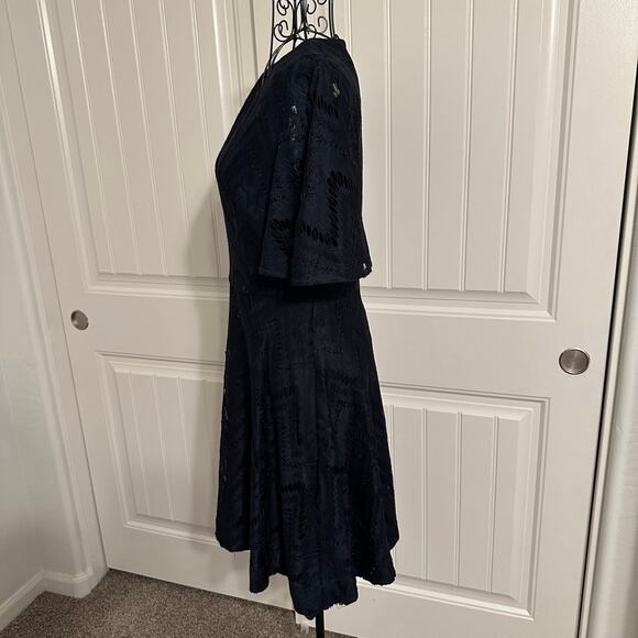 Donna Morgan - Size 4 - Blue lace dress - Picture 5 of 9